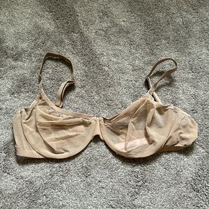 Victoria’s Secret unlined bra
